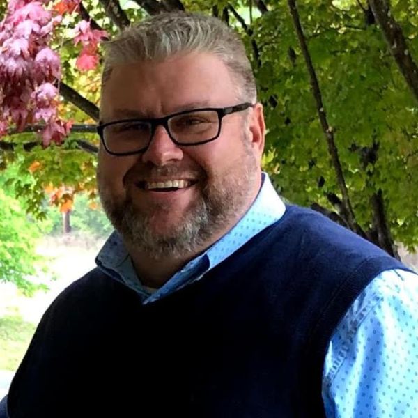 File:Pastor-Douglas-Cooper.jpg